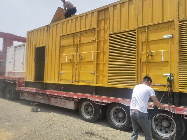 阿巴嘎除了负载情况和发动机维护，还有哪些因素会影响 200kw 柴油发电机的油耗？